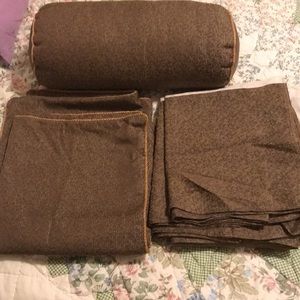 Queen Hollander Lumber Pillow, Bed Skirt and two Shams.